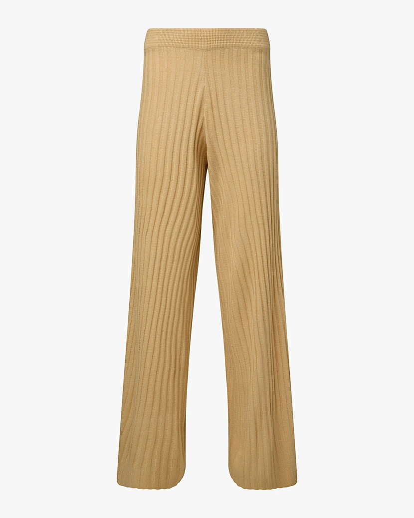 Easy Breezy Wide Legs: Your Ultimate Comfort Pant!