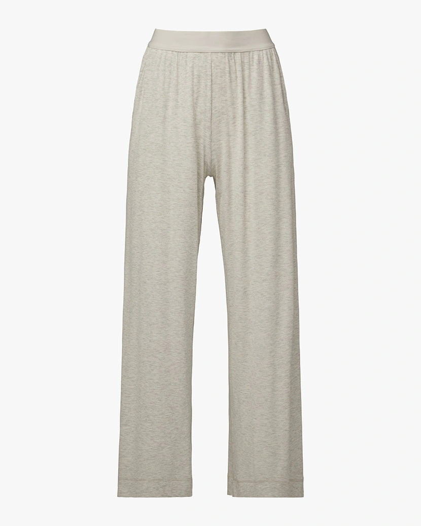 Wide Leg Wonders Unleashed: Effortless Chic, Everyday Freedom. Embrace the Flow, Own the Look.